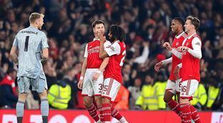 今天是河南俱乐部球员杨阔的生日，让我们一同祝福他生日快乐.